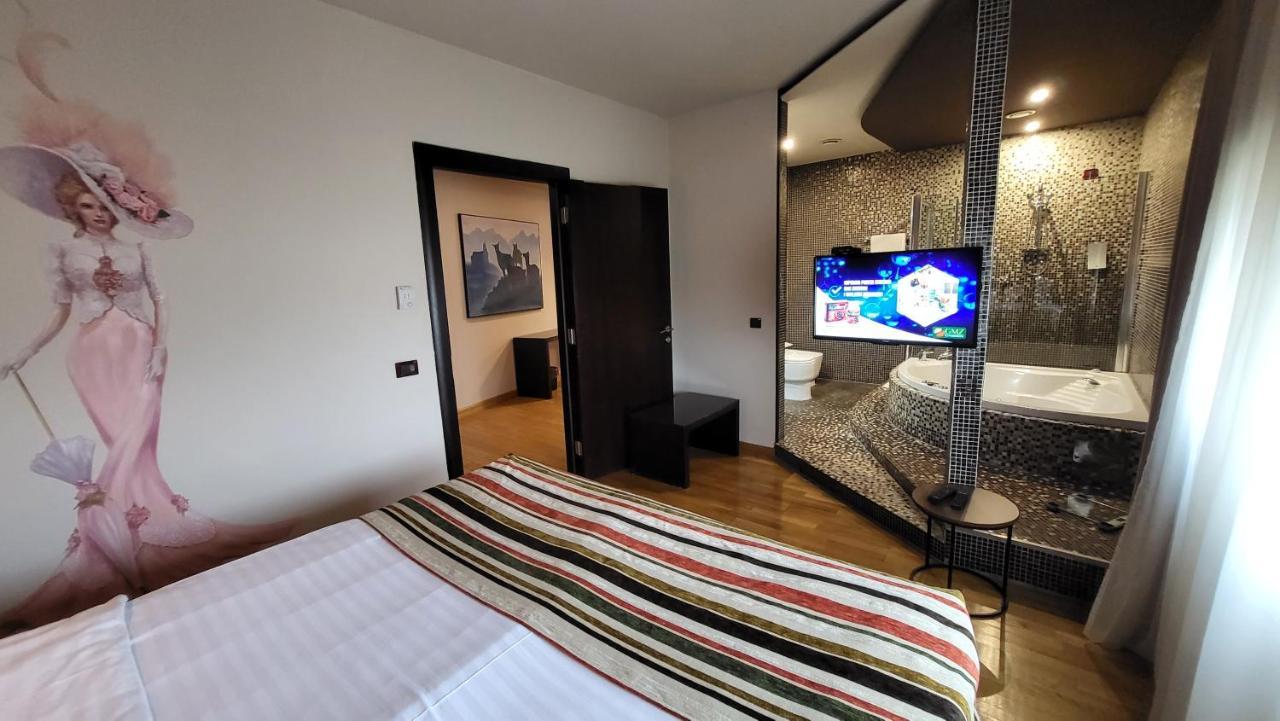 Design Hotel Mr President Белград Экстерьер фото